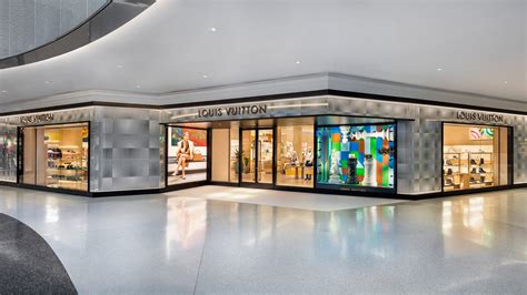 louis vuitton beverly center store.